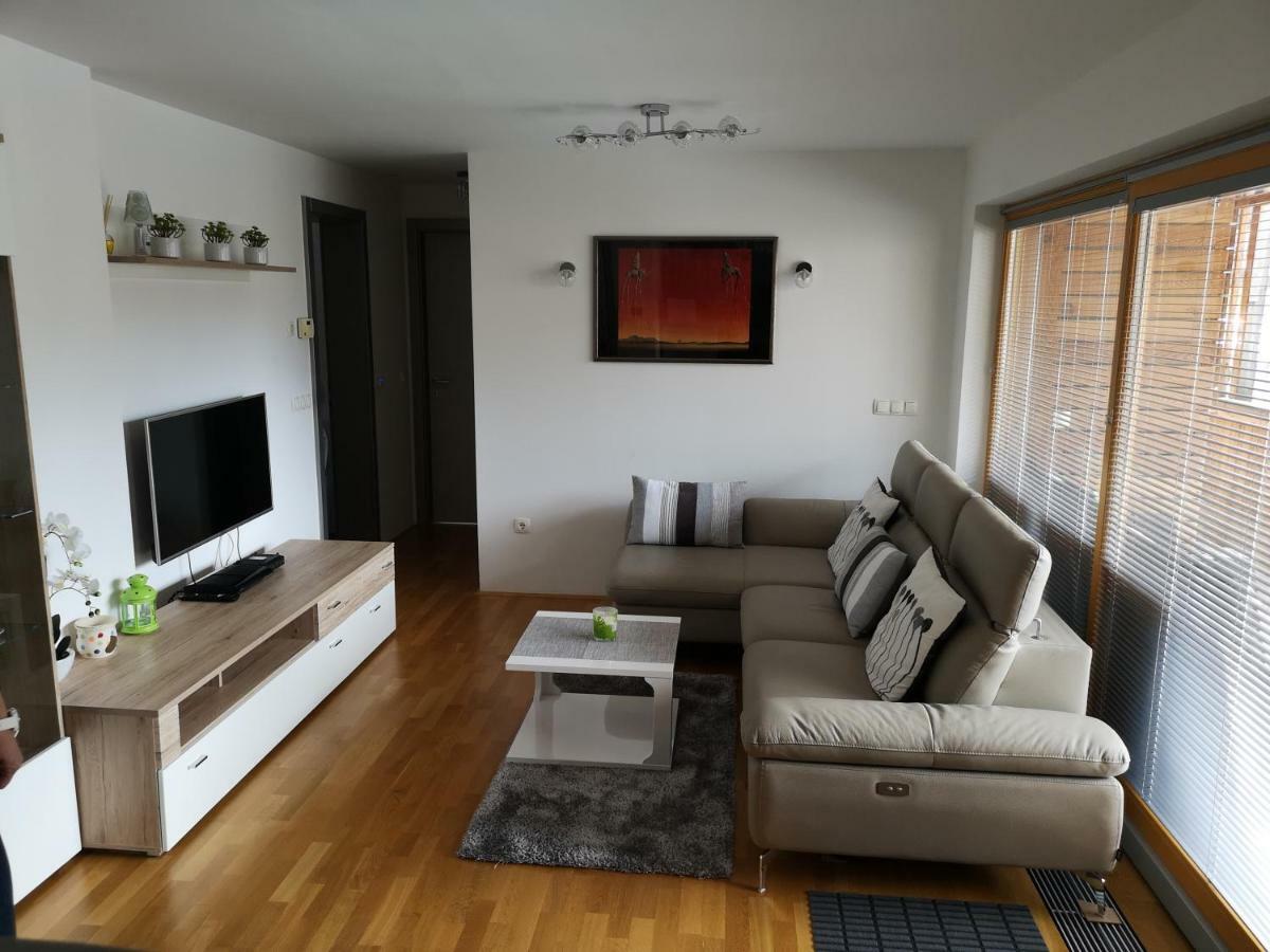 Apartma Lucijana Mojstrana Exterior foto